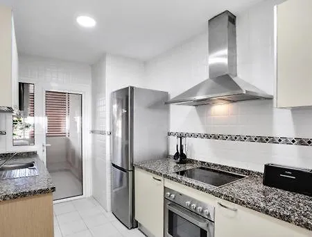 Royal Marine Golf V By Paramount Holidays דירה